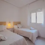 Apartamento En Con Piscina Y A 100 Metros De La Playa