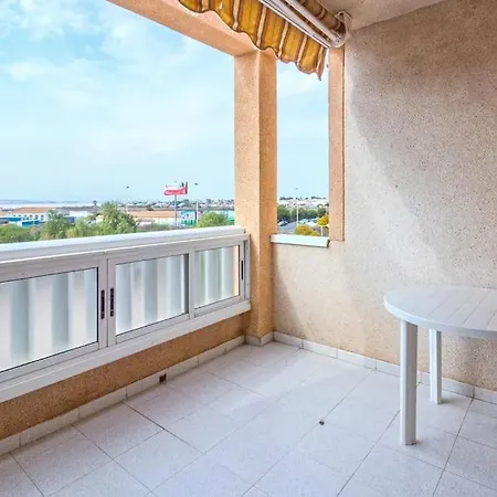 En Con Piscina Y A 100 Metros De La Playa * Torrevieja