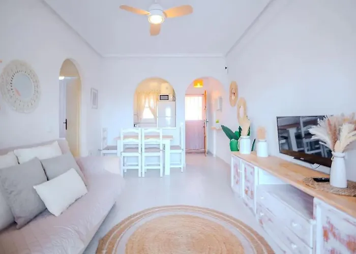 En Con Piscina Y A 100 Metros De La Playa