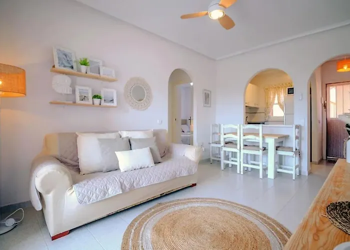 En Con Piscina Y A 100 Metros De La Playa * Torrevieja