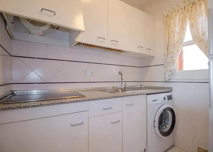 En Con Piscina Y A 100 Metros De La Playa Appartement Torrevieja