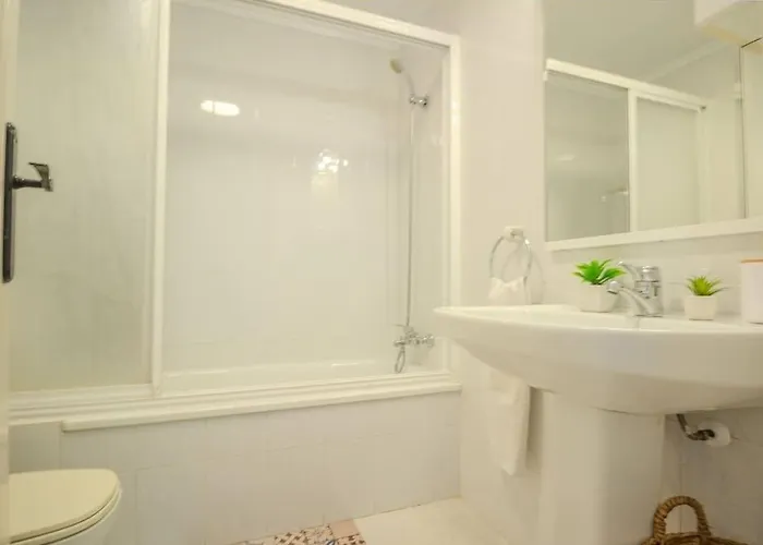 Apartamento En Con Piscina Y A 100 Metros De La Playa Torrevieja