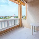 En Con Piscina Y A 100 Metros De La Playa * Torrevieja