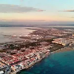 En Con Piscina Y A 100 Metros De La Playa Appartement