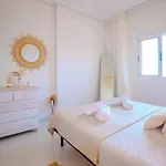 En Con Piscina Y A 100 Metros De La Playa * Torrevieja